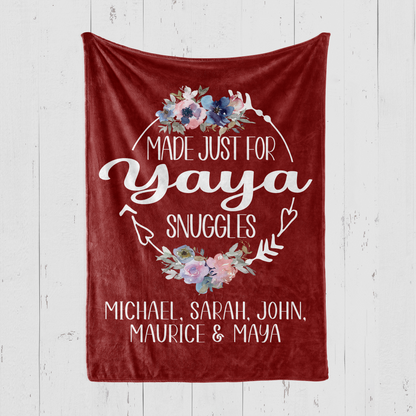 Yaya Snuggles Blanket