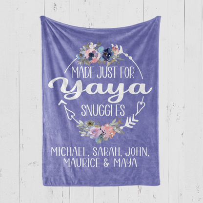 Yaya Snuggles Blanket
